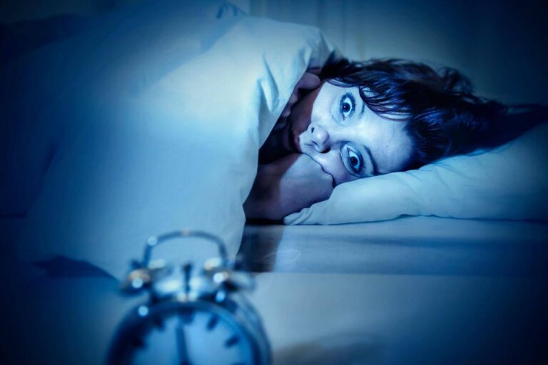 Person feeling tired but mentally awake after short sleep